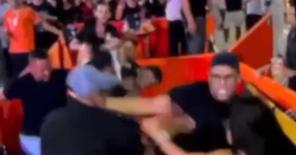 Briga Generalizada Durante Show no Jaraguá em Maceió: Imagens Impactantes Briga Generalizada Durante Show no Jaraguá em Maceió: Imagens Impactantes