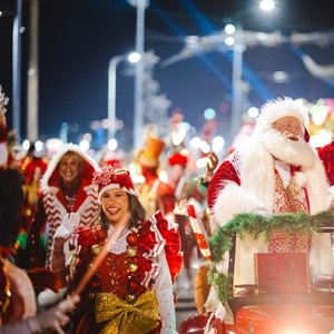 Desfile de Natal Encanta Maceió em sua Última Apresentação Desfile de Natal Encanta Maceió em sua Última Apresentação