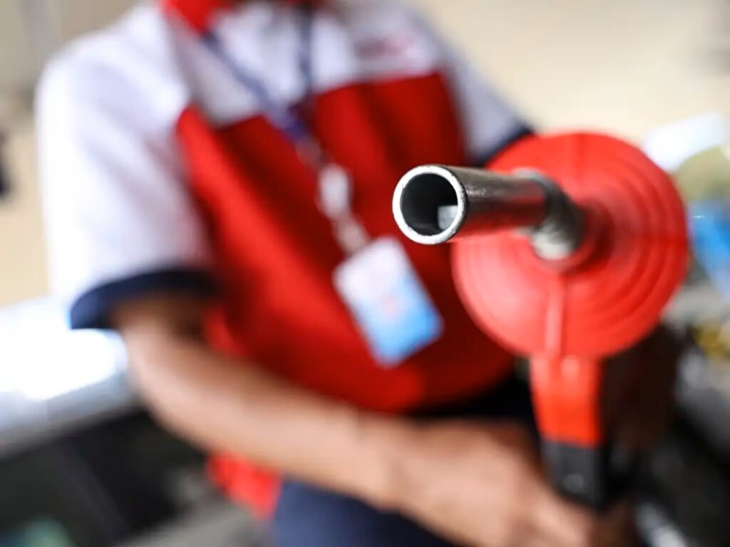 Gasolina e Etanol Registram Alta em 2025, Enquanto Diesel Permanece Estável