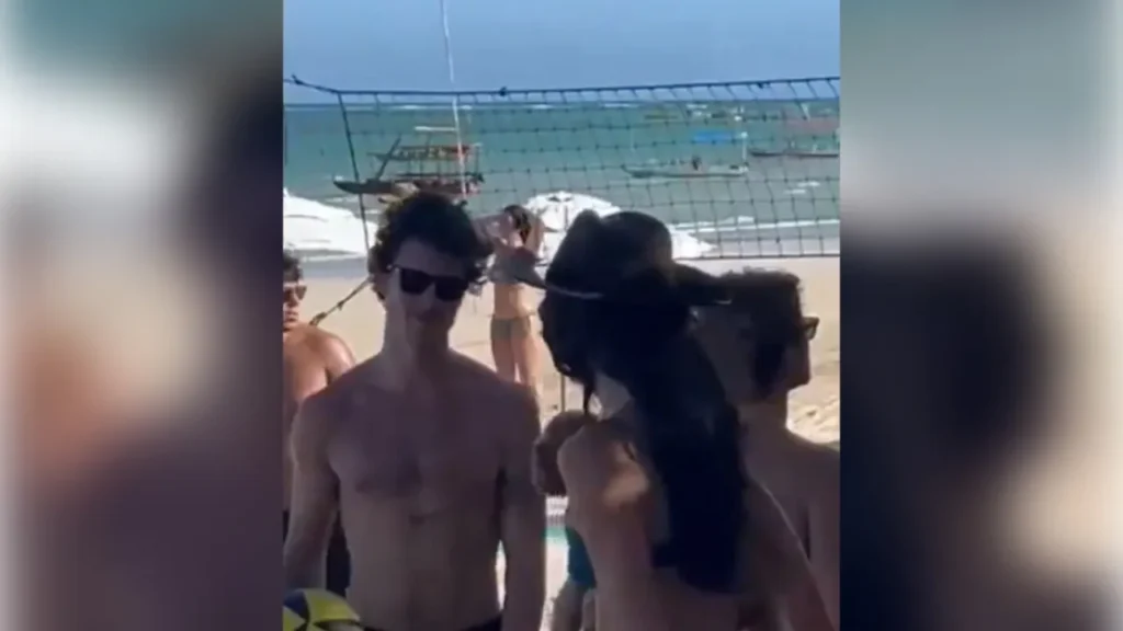 Shawn Mendes e Bruna Marquezine: Um Dia de Praia em Alagoas com Amigos