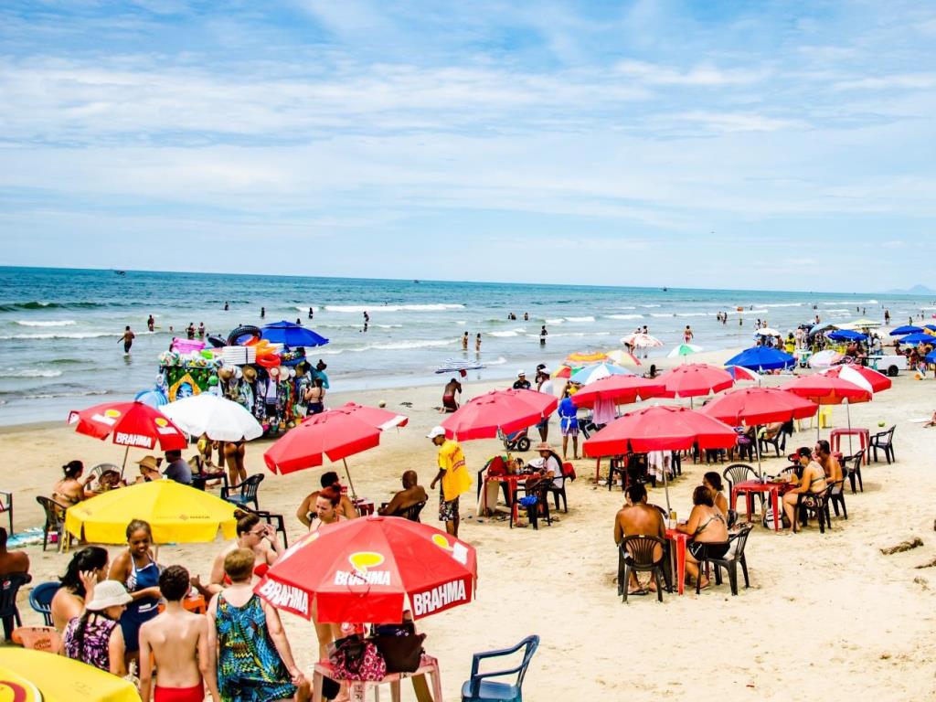 Verão em Mongaguá: Dicas de Saúde para Prevenir Viroses e Intoxicações Alimentares Verão em Mongaguá: Dicas de Saúde para Prevenir Viroses e Intoxicações Alimentares