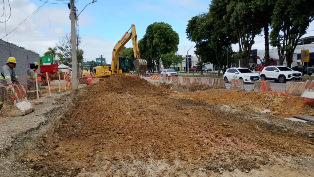 Ampliação da Avenida Durval de Góes Monteiro: Mudanças no Trânsito de Maceió