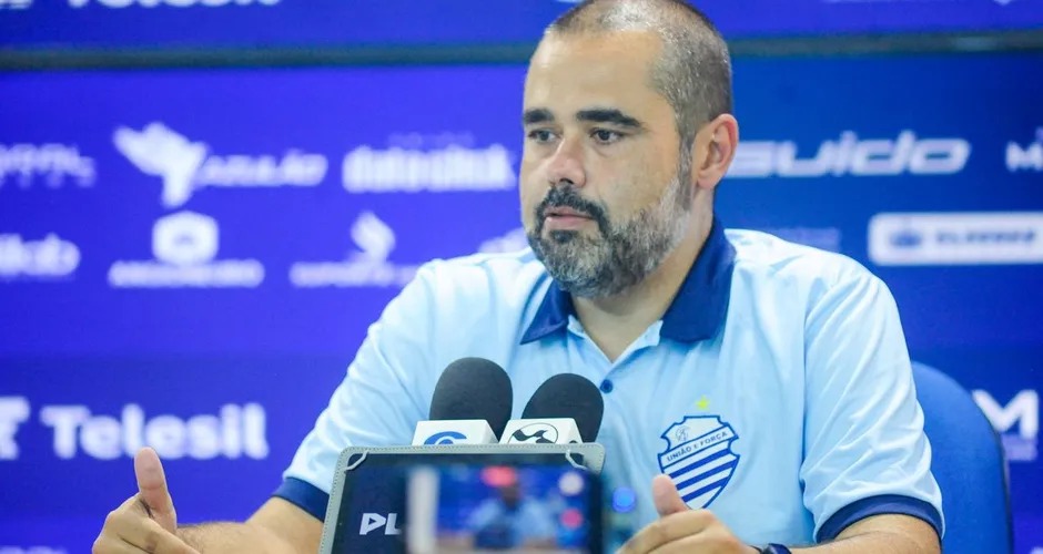 Bonatelli Reforça Confiança em Itamar Schülle e Foca na Copa Alagoas Bonatelli Reforça Confiança em Itamar Schülle e Foca na Copa Alagoas