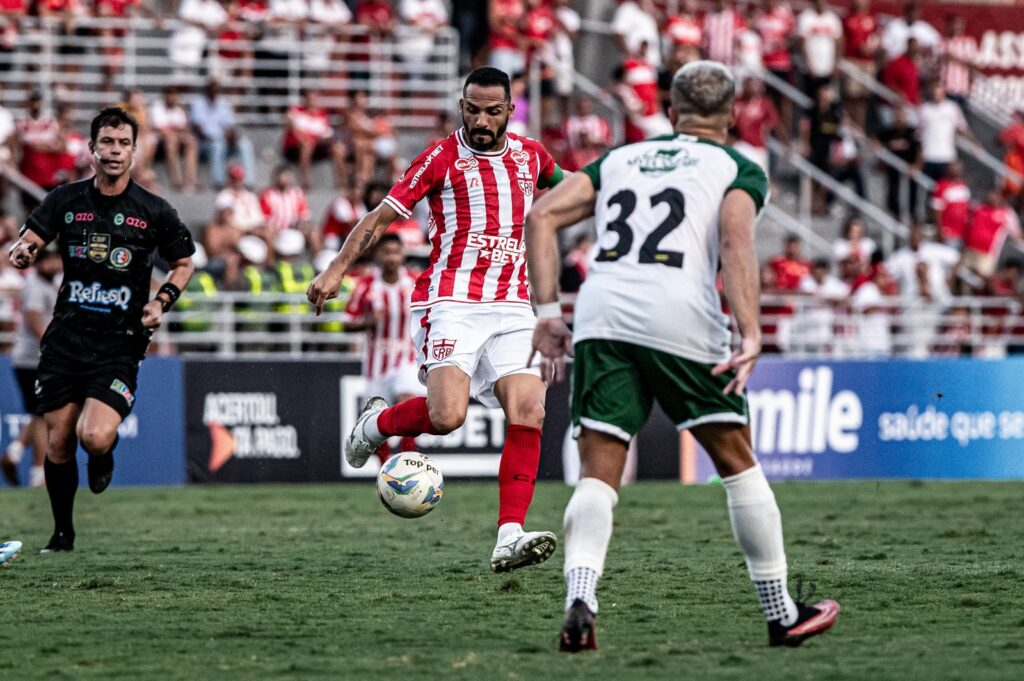 CRB Busca Mais uma Vitória no Alagoano em Confronto com o Murici - Expectativa nas Arquibancadas