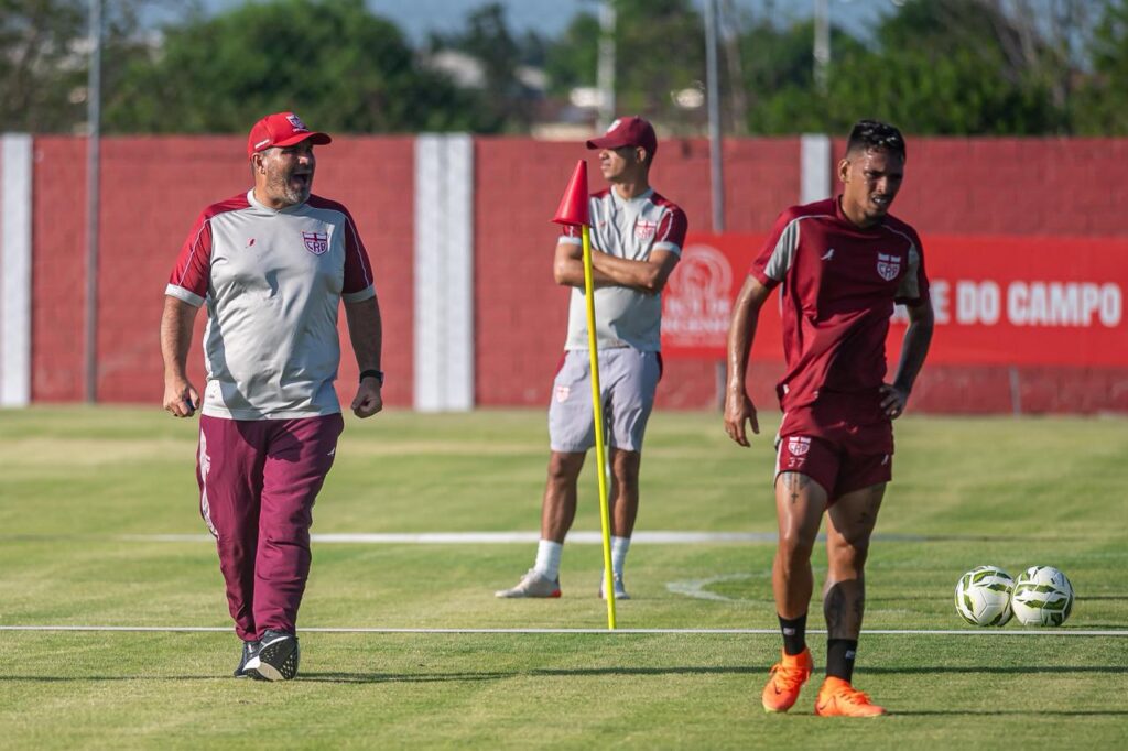 CRB se Prepara para Estreia no Campeonato Alagoano com Expectativas Altas