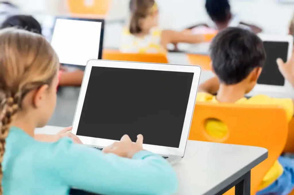 Inovação Digital e Combate à Evasão: Metas do Governo de Alagoas para 2026 Inovação Digital e Combate à Evasão: Metas do Governo de Alagoas para 2026