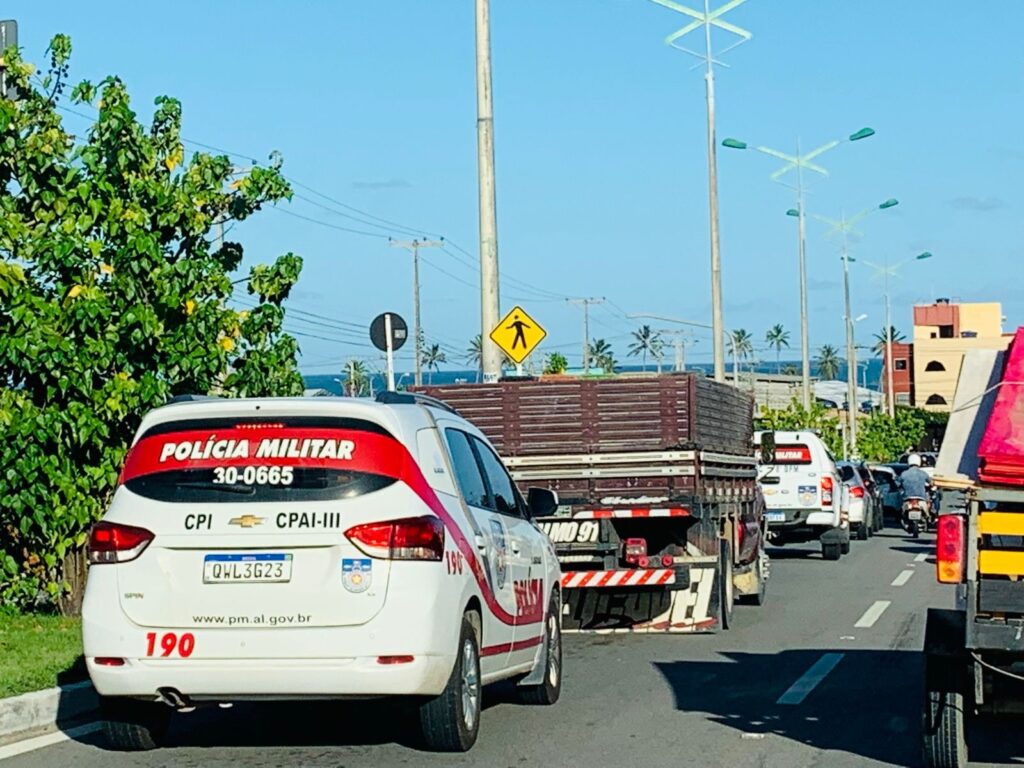 Mulher Detida por Furto em Hotel na Pajuçara, Maceió: Detalhes da Ocorrência