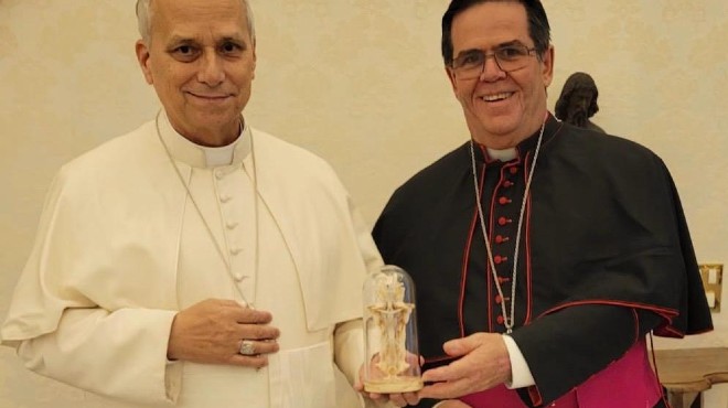 Papa Leão XIV Recebe Artesanato do Pilar e Abençoa Fiéis em Alagoas Papa Leão XIV Recebe Artesanato do Pilar e Abençoa Fiéis em Alagoas