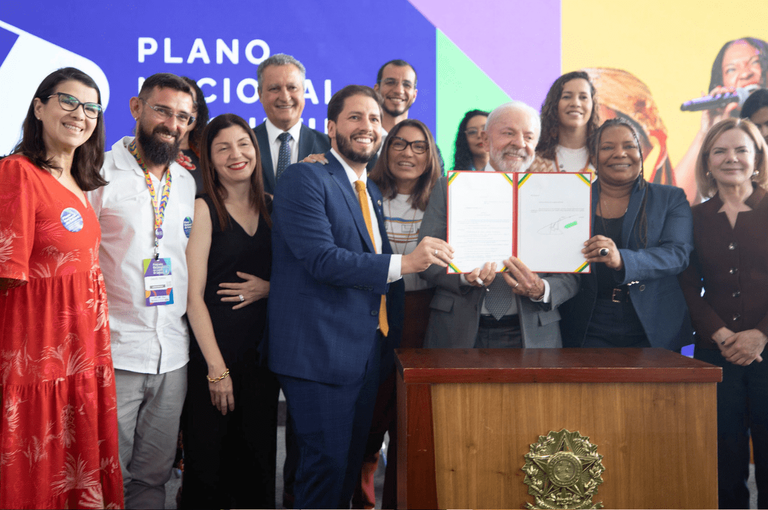 Reconstrução Cultural no Brasil: Secretaria Executiva Avança em Políticas e Fomento Reconstrução Cultural no Brasil: Secretaria Executiva Avança em Políticas e Fomento