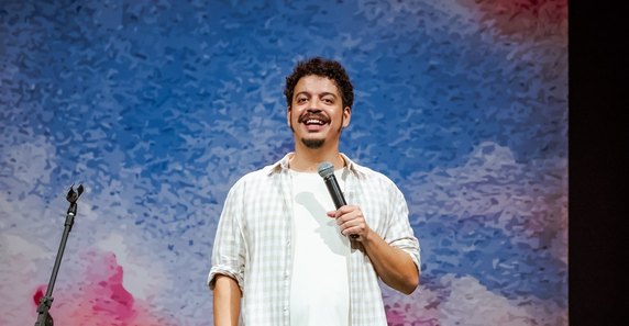 Rodrigo Marques Retorna a Maceió com o Show Solo ‘História de Pescador’ Rodrigo Marques Retorna a Maceió com o Show Solo 'História de Pescador'