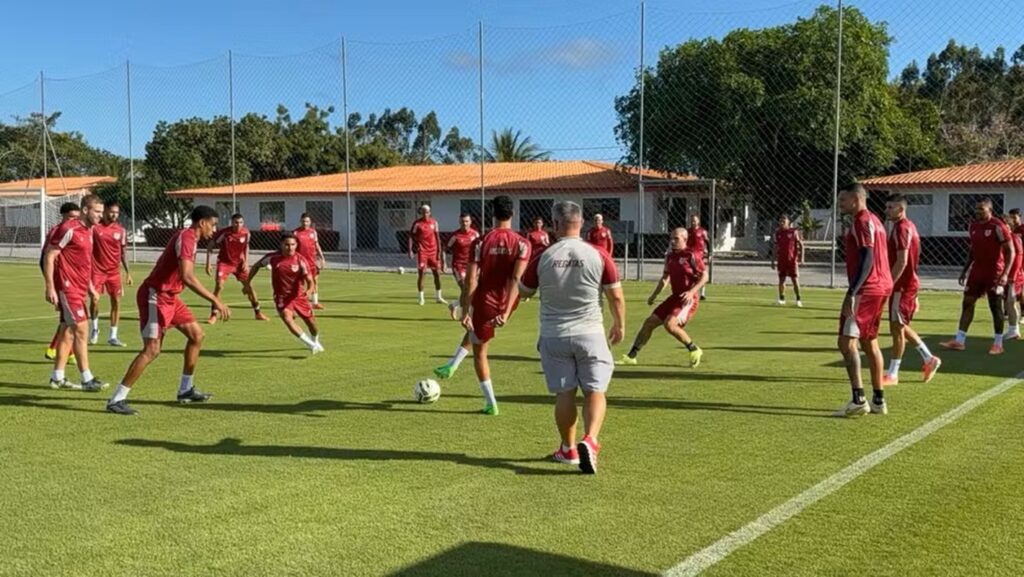 Situações Opostas nos Gramados do CRB e CSA: O Que Esperar para 2026?