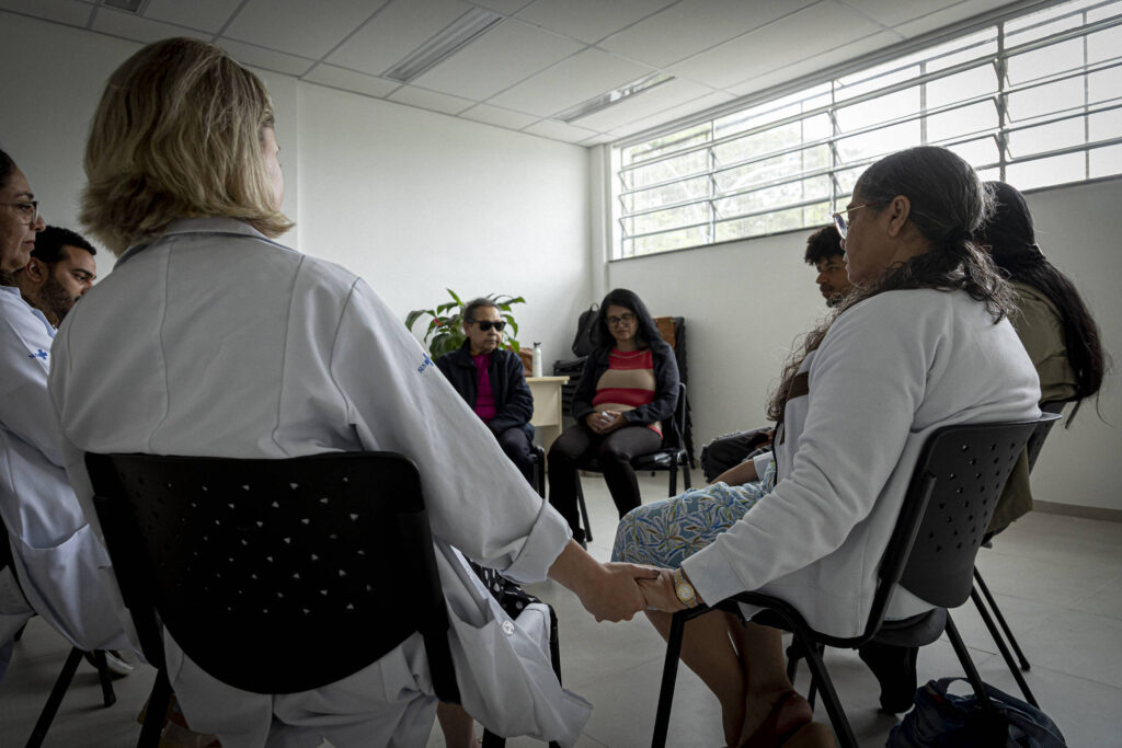 Terapia em grupo para luto: apoio emocional nas Unidades de Saúde de São Paulo