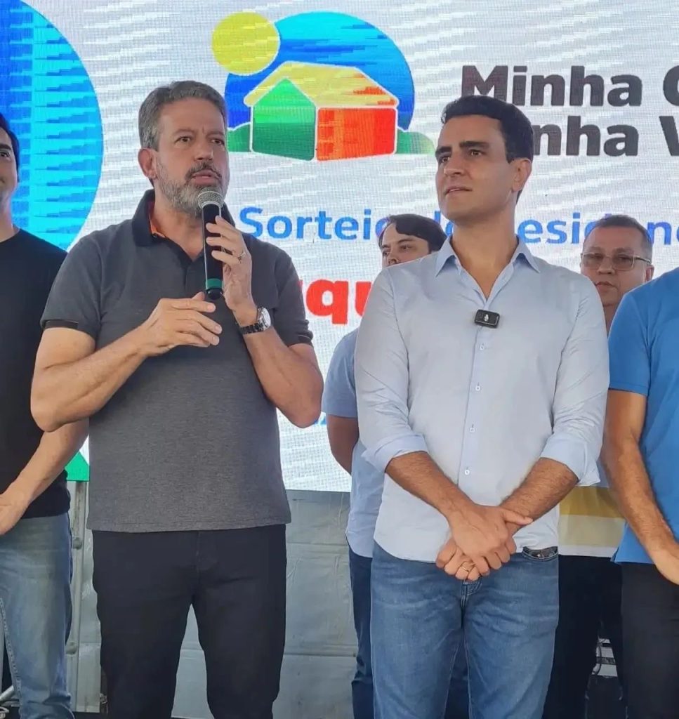 Arthur Lira Se Une a JHC na Corrida Opositora pelo Governo de Alagoas Arthur Lira Se Une a JHC na Corrida Opositora pelo Governo de Alagoas
