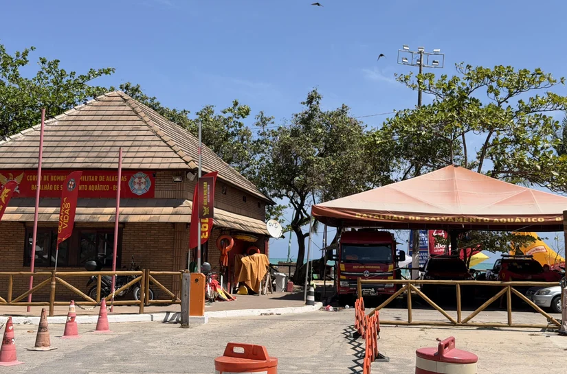 Corpo de Bombeiros Intensifica Ações Durante Pré-Carnaval em Maceió Corpo de Bombeiros Intensifica Ações Durante Pré-Carnaval em Maceió