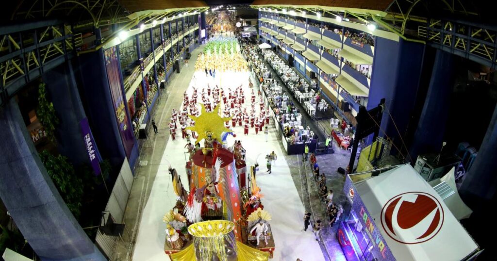 Desfiles das Escolas de Samba de Belém: Cultura Rede de Comunicação Transmite ao Vivo