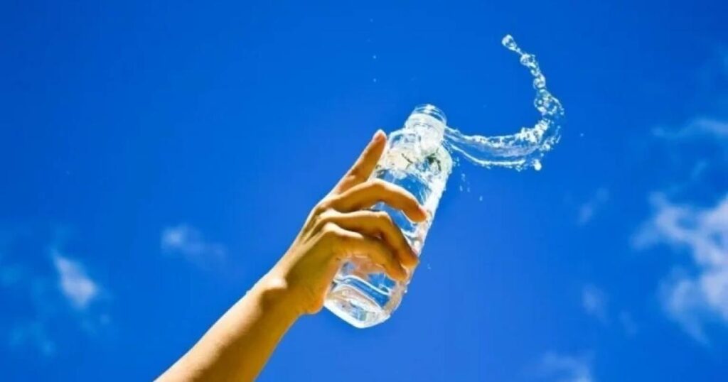 Carnaval: A Importância da Hidratação para a Saúde durante as Festas Imagem do artigo