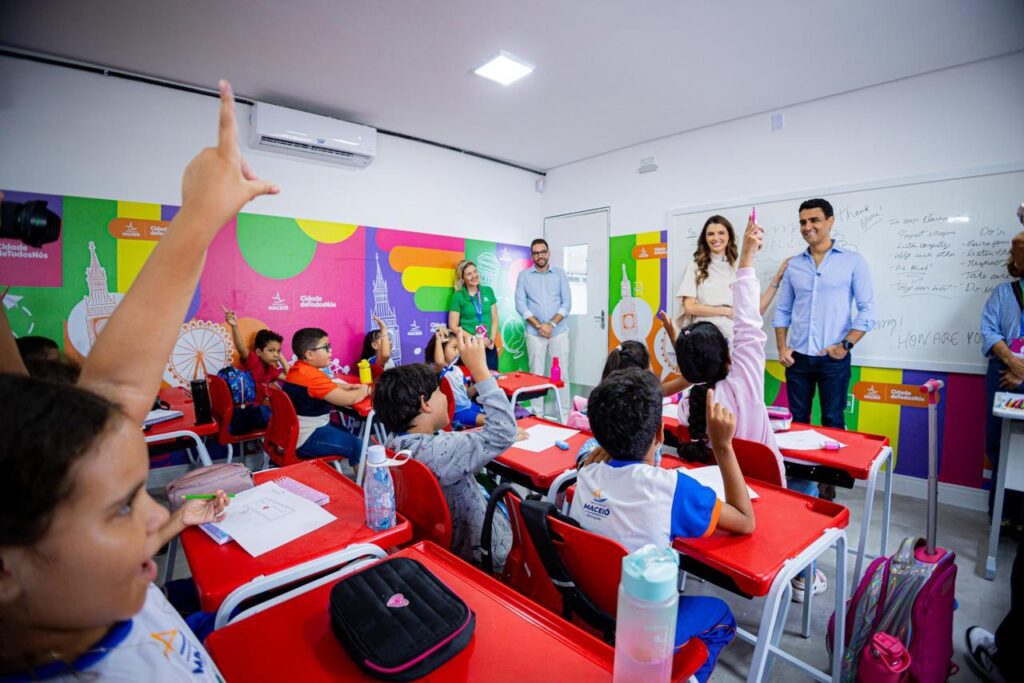 Educação Pública: Inauguração da Primeira Escola Bilíngue de Maceió Celebra Novo Marco Educacional