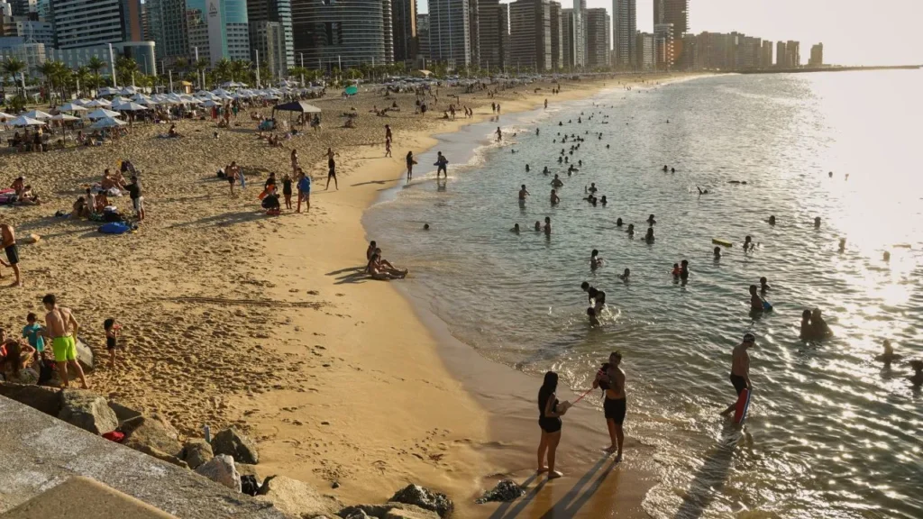 Fortaleza entre os 10 Destinos Mais Procurados para o Carnaval 2026