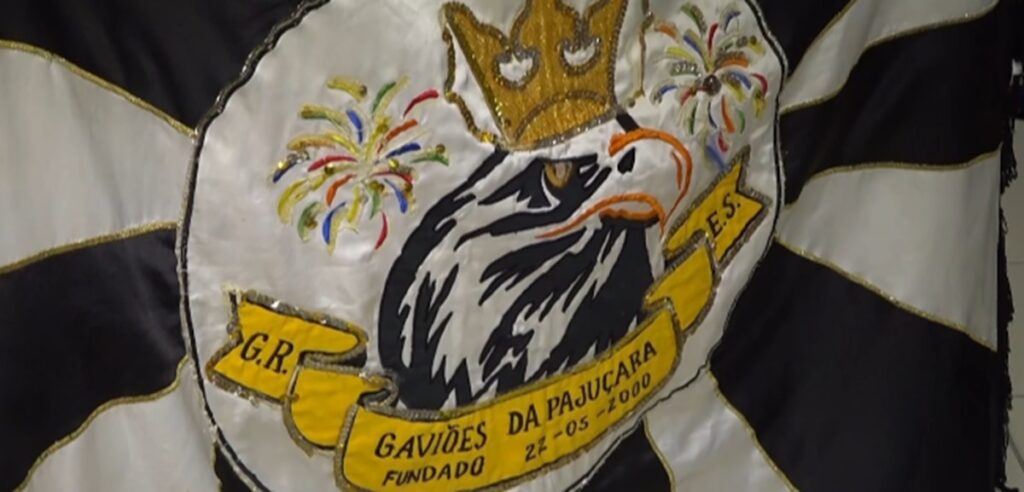 Gaviões da Pajuçara: 25 Anos de Tradição e Superação no Carnaval de Maceió Gaviões da Pajuçara: 25 Anos de Tradição e Superação no Carnaval de Maceió