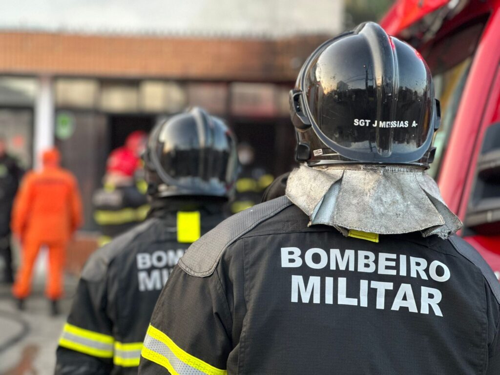 Idoso de 63 Anos Morre Após Choque Elétrico Durante Trabalho em Maceió Idoso de 63 Anos Morre Após Choque Elétrico Durante Trabalho em Maceió