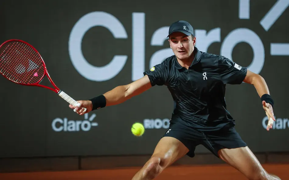 João Fonseca é Eliminado nas Oitavas do Rio Open em Partida Dramática João Fonseca é Eliminado nas Oitavas do Rio Open em Partida Dramática