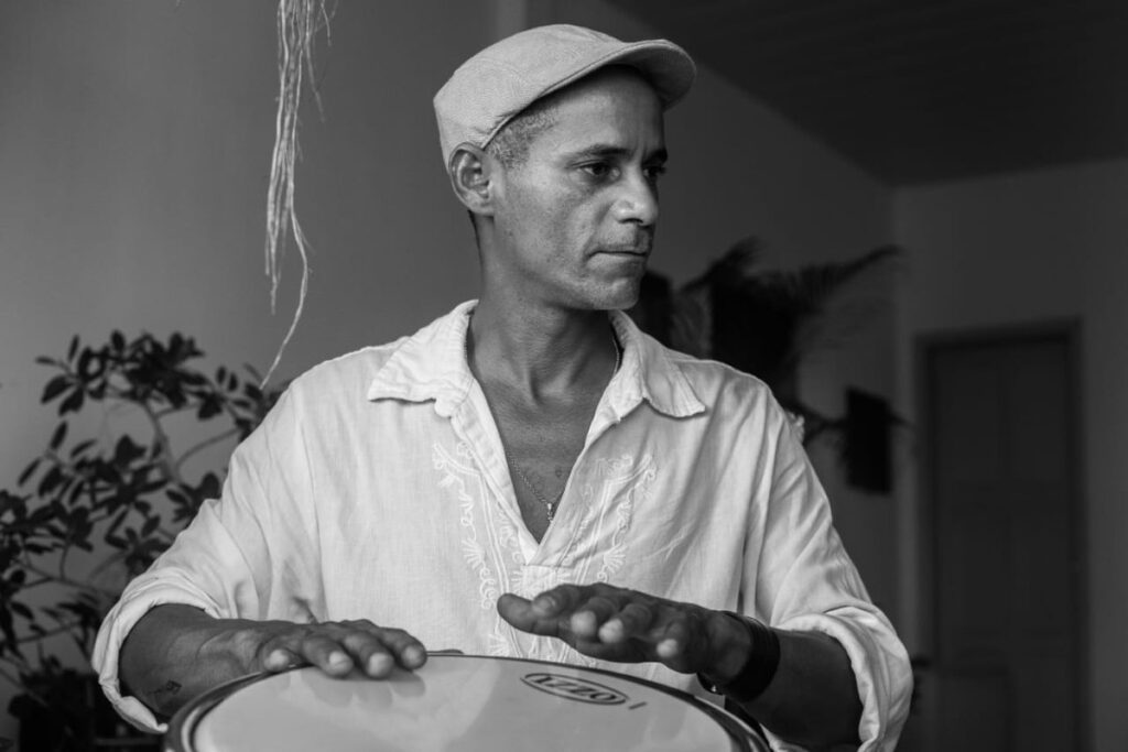 Pioneirismo em Cultura Popular: Aluno da Ufal Recebe Título de Notório Saber Pioneirismo em Cultura Popular: Aluno da Ufal Recebe Título de Notório Saber