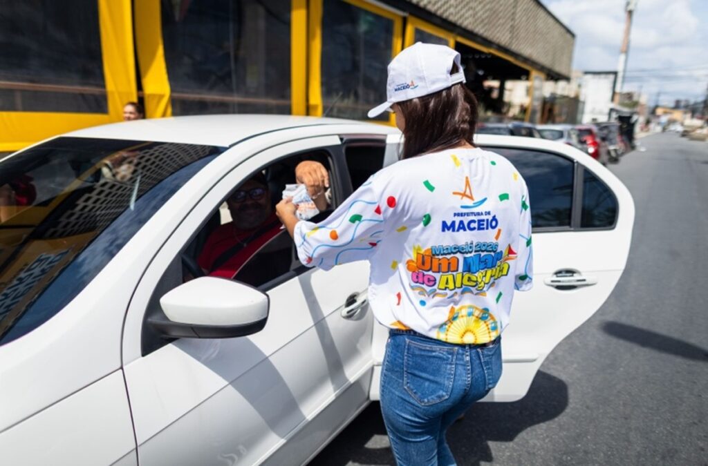 Prefeitura de Maceió Reforça Serviços Durante o Tradicional Desfile do Bloco Pinto da Madrugada