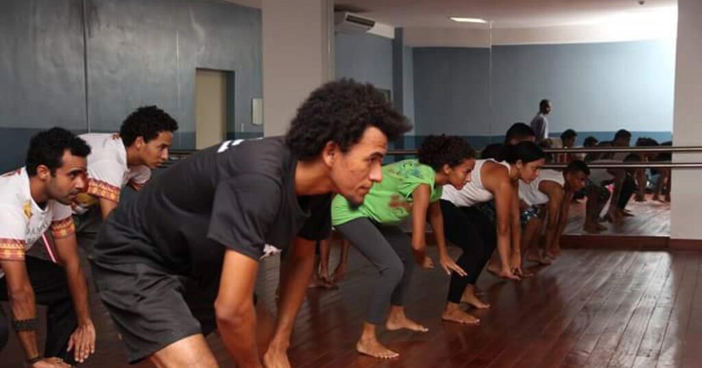 Aulas Gratuitas de Danças Afro-Brasileiras: Inscreva-se no Teatro Deodoro! Aulas Gratuitas de Danças Afro-Brasileiras: Inscreva-se no Teatro Deodoro!