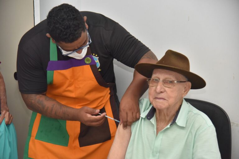 Campanha de Vacinação contra a Gripe em Aparecida: 32 postos disponíveis até 30 de maio Campanha de Vacinação contra a Gripe em Aparecida: 32 postos disponíveis até 30 de maio