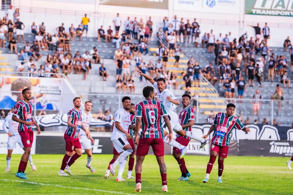 Copa Alagoas: CRB Goleia Coruripe e Zumbi Vence Murici em Rodada Agitada Copa Alagoas: CRB Goleia Coruripe e Zumbi Vence Murici em Rodada Agitada