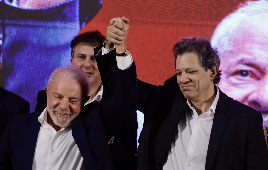 De 'Taxad' a Cartada Estratégica: A Virada de Haddad na Pré-Candidatura ao Governo de SP