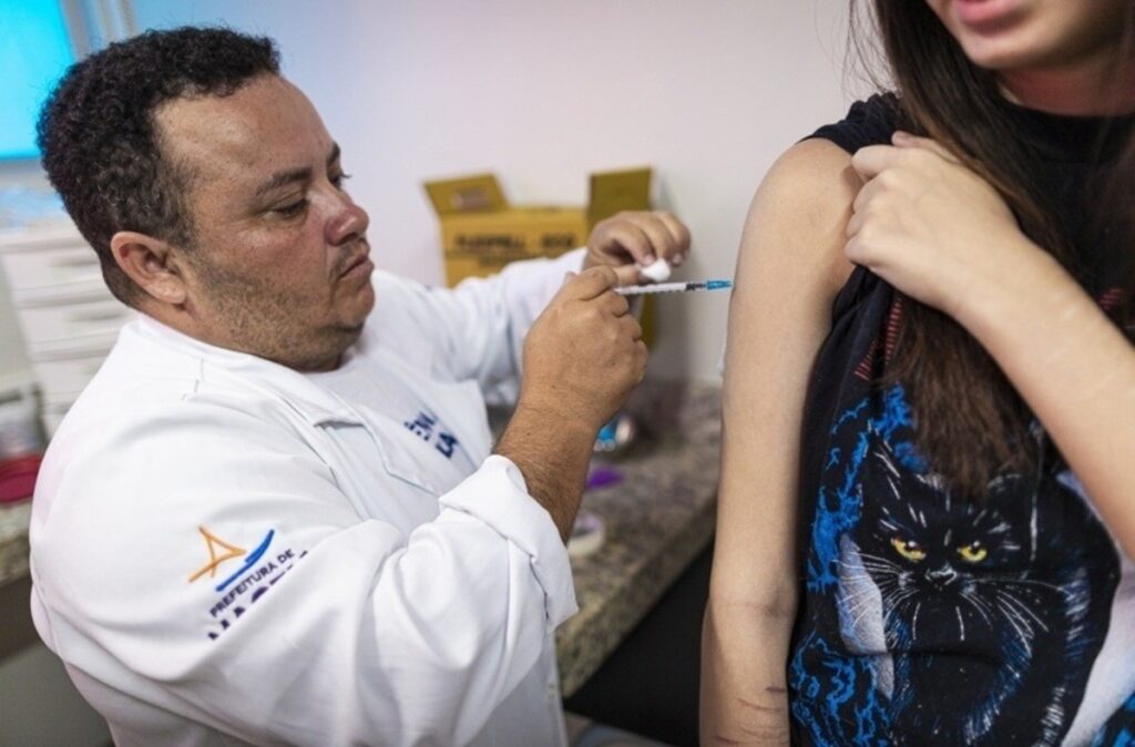 Dia D de Vacinação Contra a Gripe em Maceió: Todos os Detalhes para o Público-Alvo Dia D de Vacinação Contra a Gripe em Maceió: Todos os Detalhes para o Público-Alvo