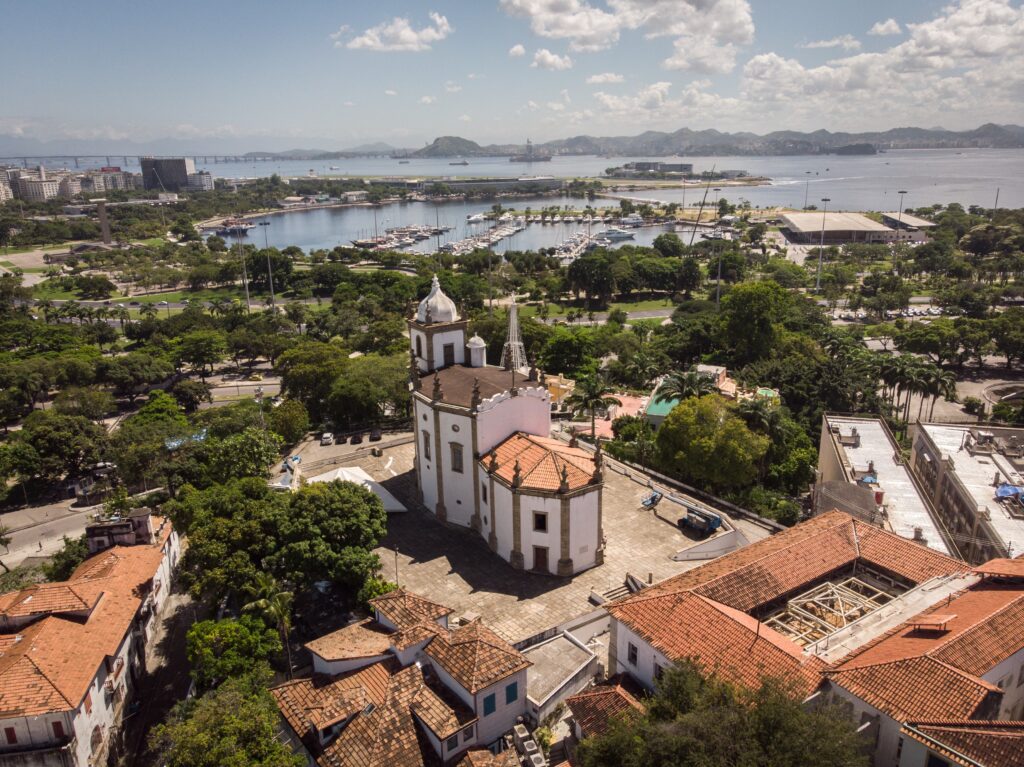 Empresários e Cultura Se Unem para Revitalizar Igrejas Históricas do Rio Empresários e Cultura Se Unem para Revitalizar Igrejas Históricas do Rio