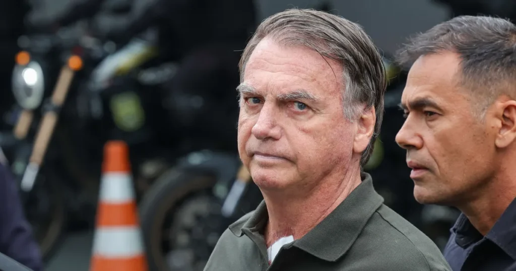 Entenda o Tratamento com Estímulo Elétrico Craniano Utilizado por Bolsonaro para Soluços Entenda o Tratamento com Estímulo Elétrico Craniano Utilizado por Bolsonaro para Soluços