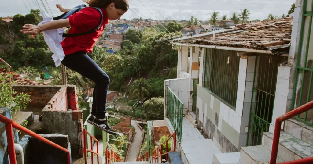 Filme "Virada na Jiraya" sobre Parkour estreia em Maceió: Uma reflexão sobre superação e feminismo