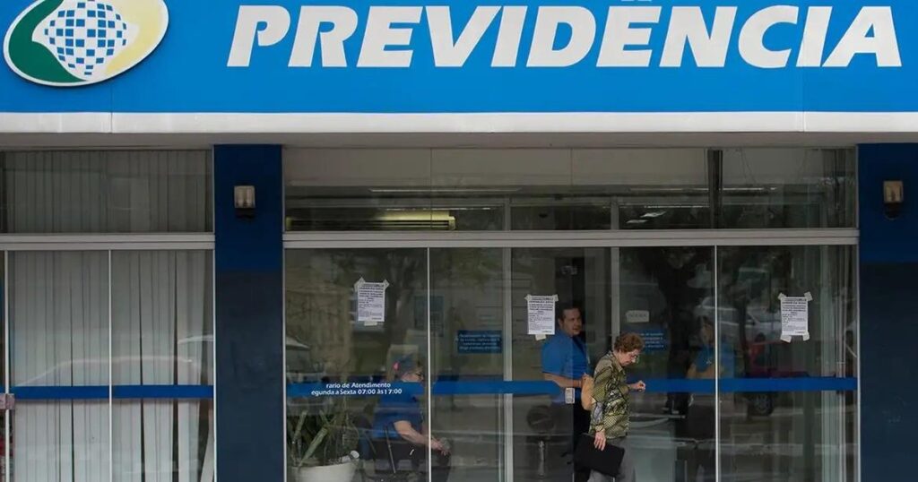 INSS Antecipação do 13º Salário: 500 Mil Beneficiários em Alagoas Receberão em 2026