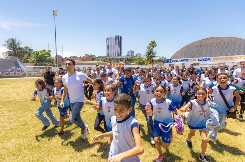JHC Inaugura Gigantão: Um Marco na Educação e Esporte em Alagoas JHC Inaugura Gigantão: Um Marco na Educação e Esporte em Alagoas