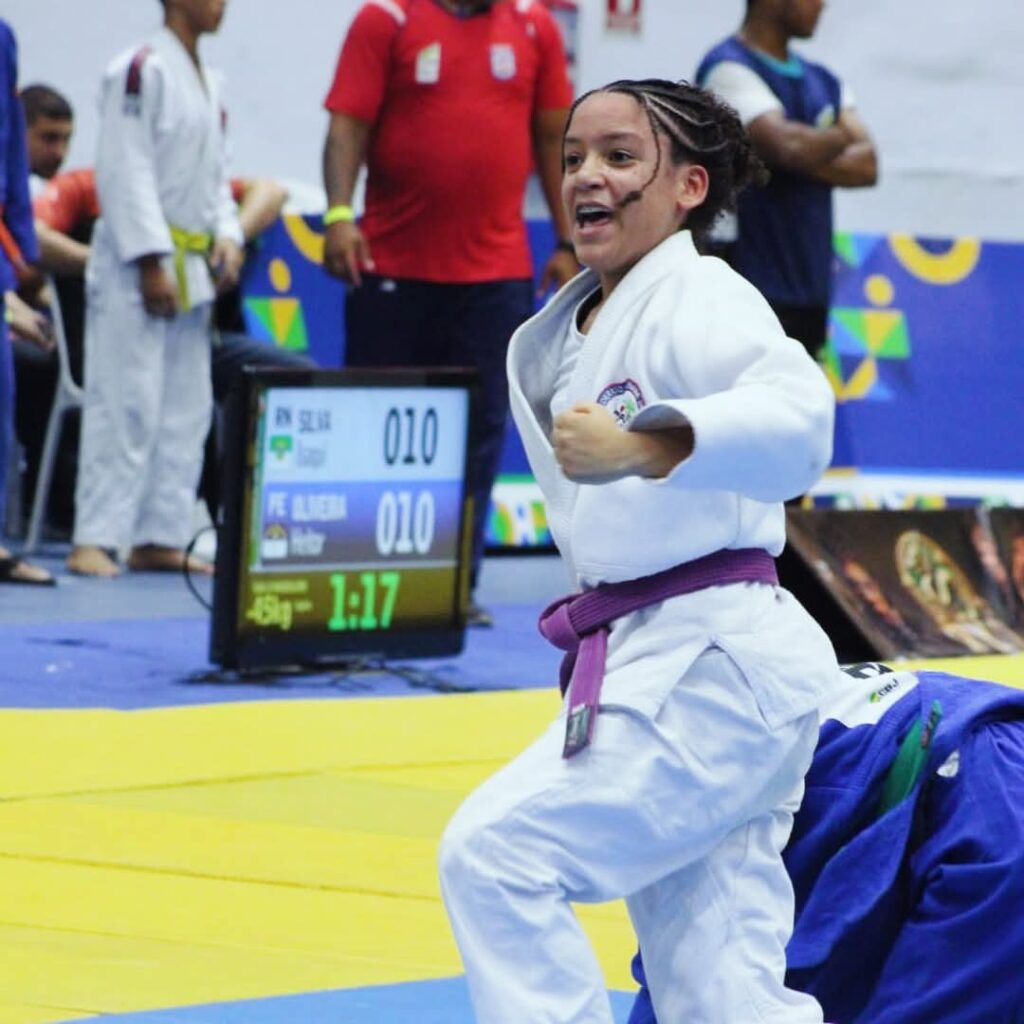 Judoca Alagoana Maria Eduarda: Entre Treinos e Rifas em Busca do Sonho Olímpico
