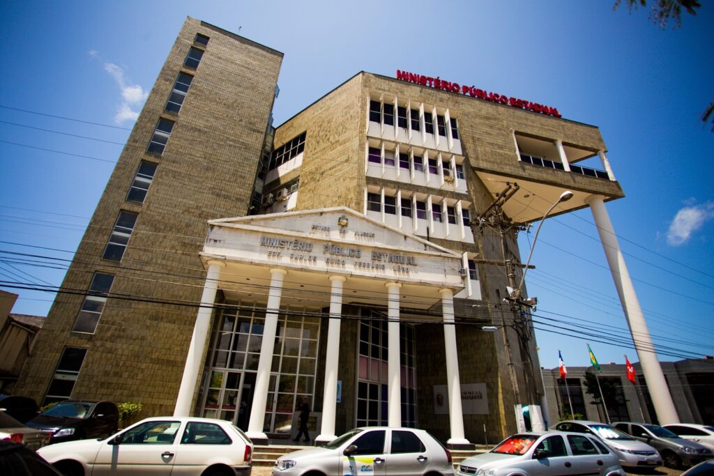 Ministério Público de Alagoas Investiga Denúncia de Bullying em Colégio Particular de Maceió