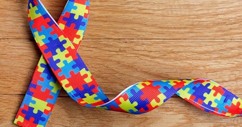 MP de Alagoas Exige Monitor no Transporte Escolar de Aluno com Autismo em Maceió