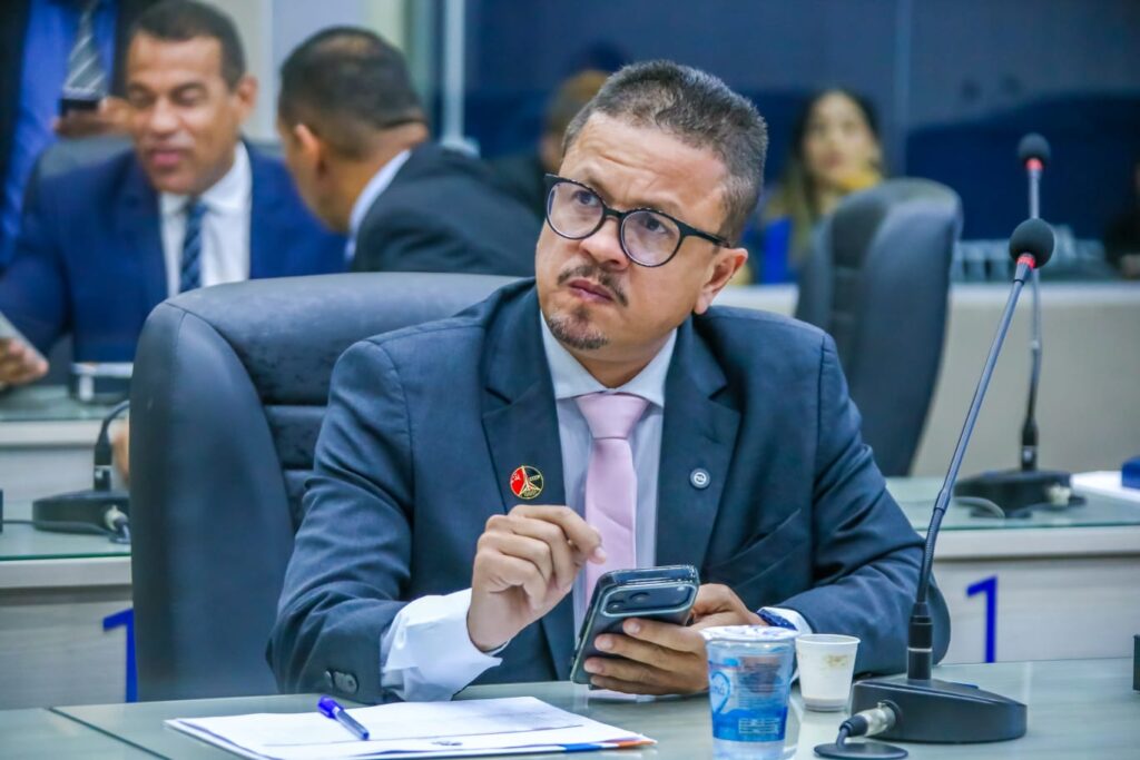 Oposição Pressiona por Publicação de Edital da Lei Aldir Blanc em Maceió