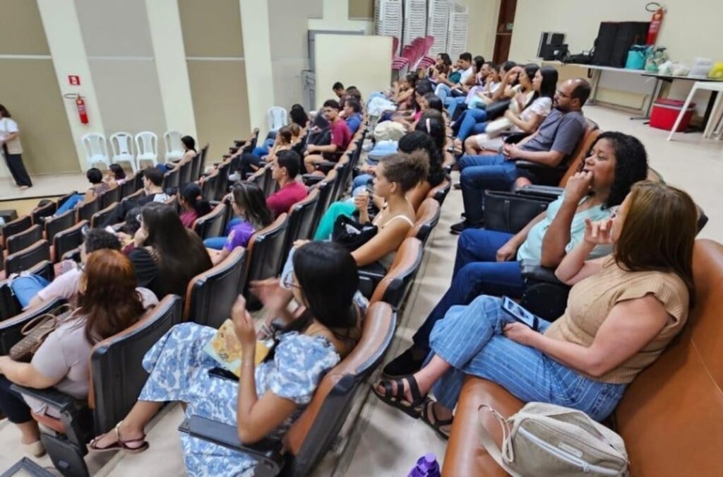 Seminário em Maceió Aborda Equidade na Formação em Saúde para Profissionais