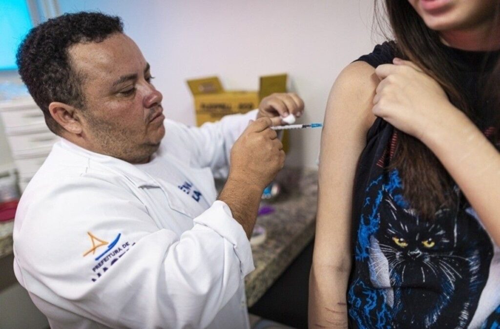 Vacinação contra a Gripe em Maceió: Dia D Neste Sábado Vacinação contra a Gripe em Maceió: Dia D Neste Sábado