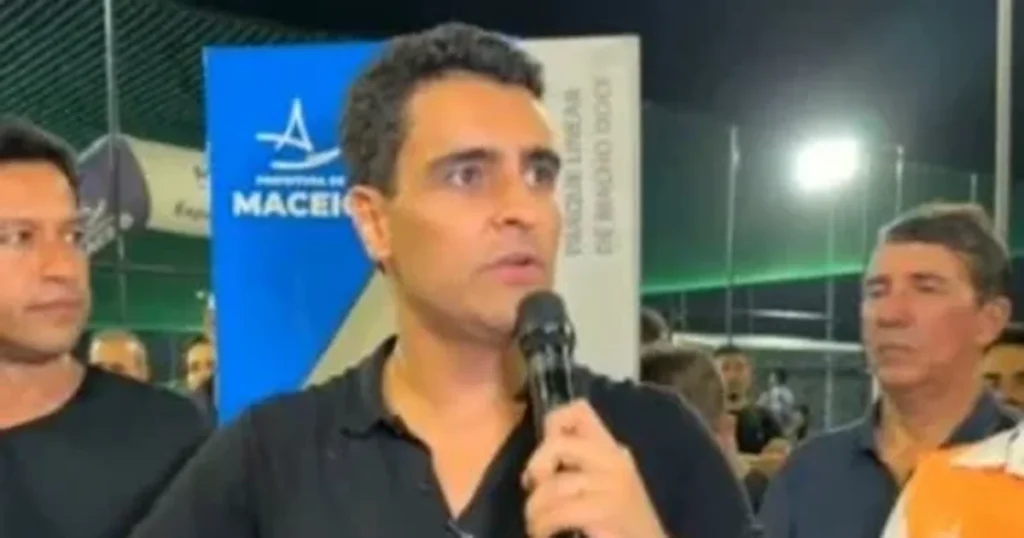 Valdemar Costa Neto Destitui JHC e Isola Prefeito de Maceió na Corrida pelo Governo de Alagoas Valdemar Costa Neto Destitui JHC e Isola Prefeito de Maceió na Corrida pelo Governo de Alagoas
