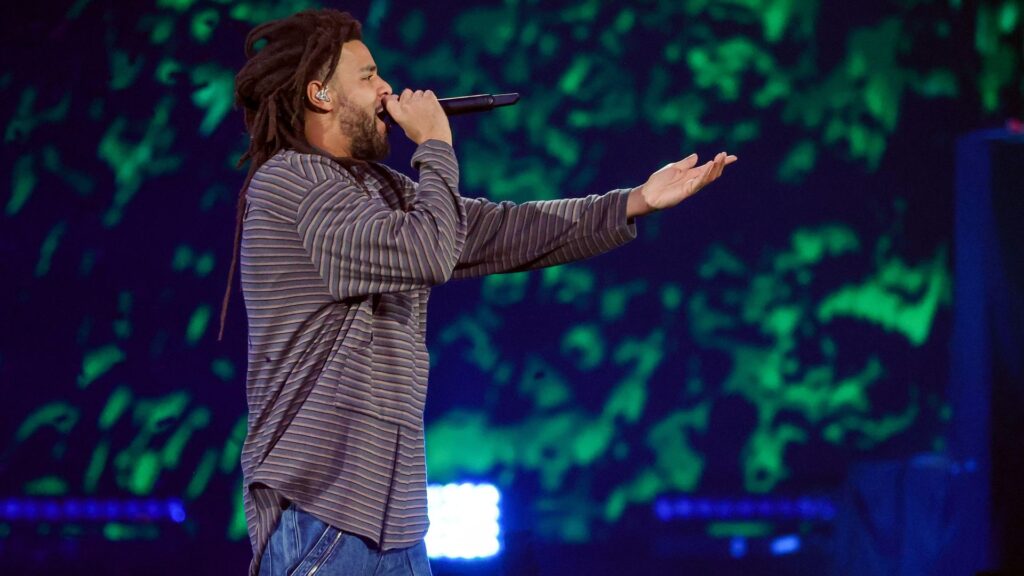 A Crítica de J. Cole Sobre o Termo 'Cultura' e Seu Novo Álbum Impactante