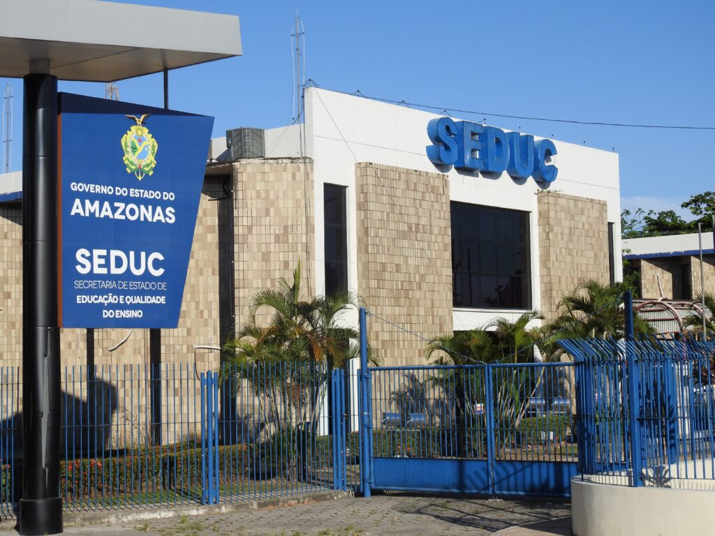 Atendimentos de Plano de Saúde para Professores no AM Suspensos por Falta de Repasses Atendimentos de Plano de Saúde para Professores no AM Suspensos por Falta de Repasses