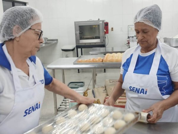 Curso de Confeiteiro do SENAI: Uma Oportunidade Empreendedora em Crescimento Curso de Confeiteiro do SENAI: Uma Oportunidade Empreendedora em Crescimento