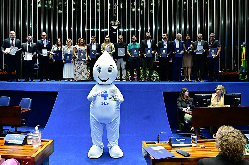 Lançamento do Vade Mecum da Saúde 2026: Uma Iniciativa Vital para o SUS Lançamento do Vade Mecum da Saúde 2026: Uma Iniciativa Vital para o SUS