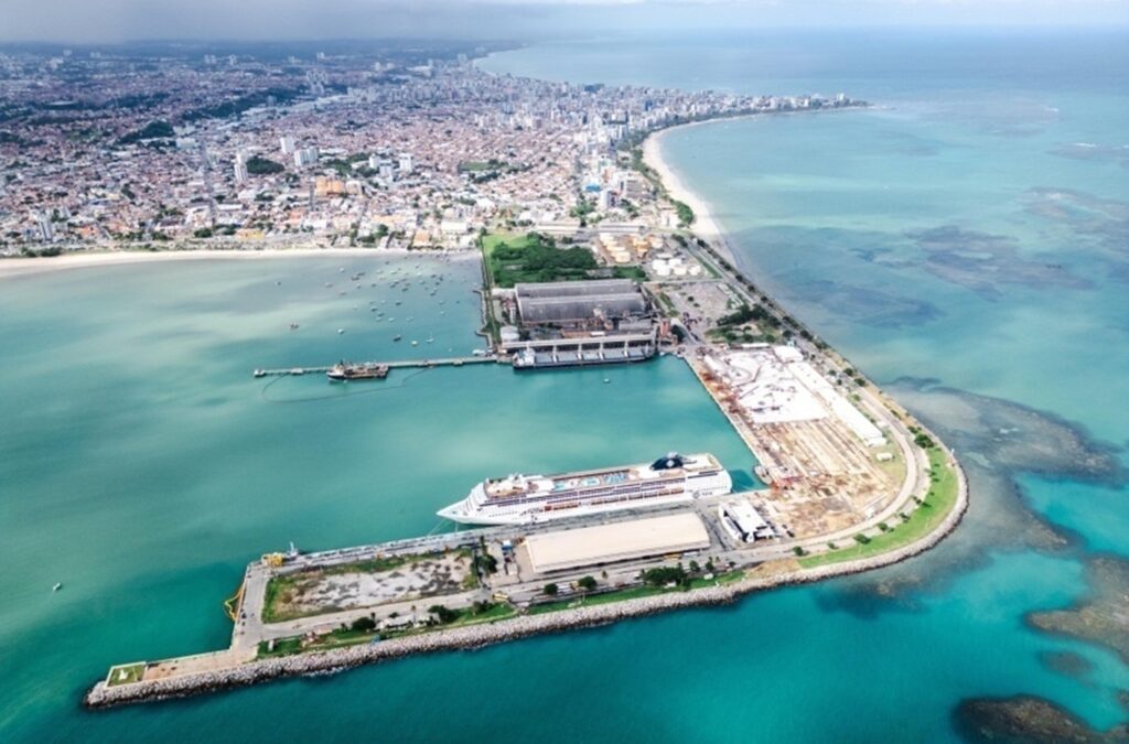 Maceió é um dos destinos mais procurados por turistas estrangeiros no Brasil em 2026