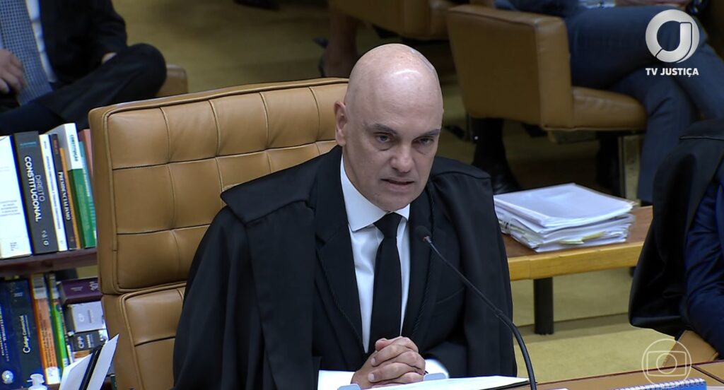 Moraes Autoriza Prisão Domiciliar de 'Fátima de Tubarão' Após 3 Anos de Detenção